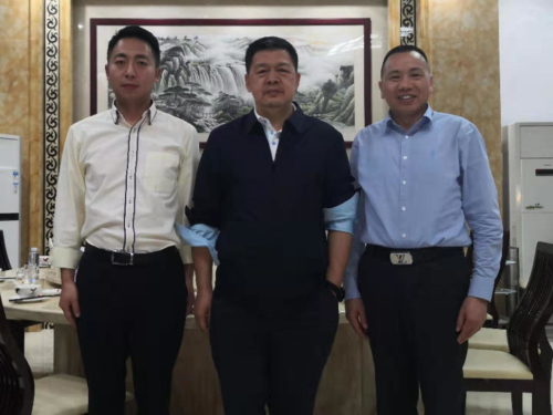 中紀(jì)委國(guó)際合作局郭松江局長(zhǎng)、人民日?qǐng)?bào)社馬海濤副總編親臨大道視察指導(dǎo)